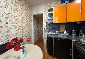 2-к квартира, вторичка, 44м2, 9/9 этаж