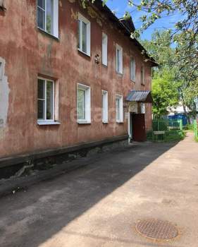 3-к квартира, вторичка, 56м2, 1/2 этаж