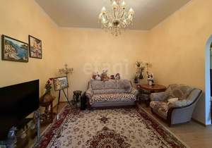 2-к квартира, вторичка, 72м2, 1/4 этаж