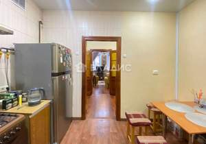 3-к квартира, вторичка, 75м2, 1/4 этаж