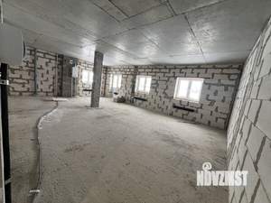 2-к квартира, вторичка, 61м2, 1/3 этаж