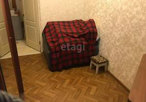 2-к квартира, вторичка, 43м2, 1/4 этаж