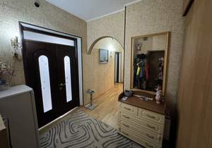 2-к квартира, вторичка, 60м2, 3/3 этаж