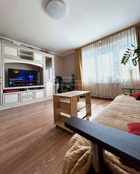 1-к квартира, вторичка, 42м2, 3/10 этаж