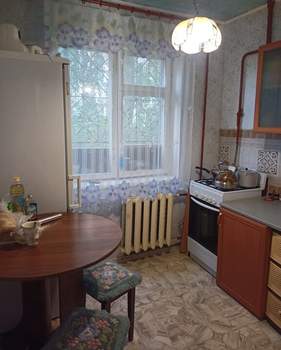 2-к квартира, вторичка, 42м2, 1/5 этаж