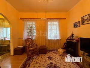 2-к квартира, вторичка, 72м2, 1/4 этаж