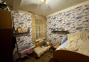 2-к квартира, вторичка, 42м2, 1/5 этаж