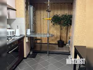 3-к квартира, вторичка, 64м2, 1/8 этаж