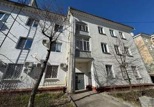 2-к квартира, вторичка, 57м2, 1/3 этаж