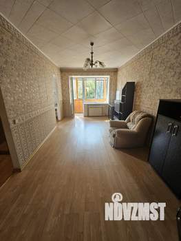 2-к квартира, вторичка, 46м2, 3/5 этаж