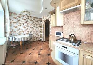 4-к квартира, вторичка, 88м2, 5/5 этаж