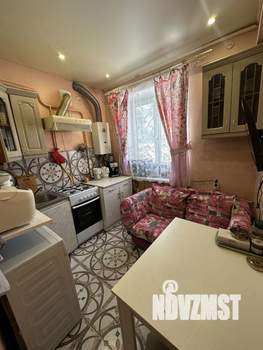 2-к квартира, вторичка, 44м2, 1/4 этаж