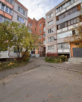 3-к квартира, вторичка, 67м2, 3/5 этаж