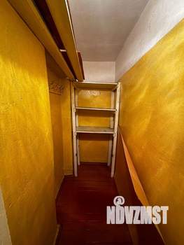 2-к квартира, вторичка, 42м2, 1/5 этаж