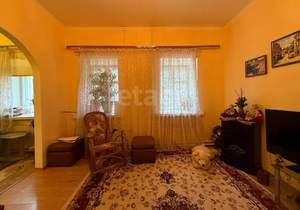 2-к квартира, вторичка, 72м2, 1/4 этаж