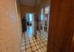 3-к квартира, вторичка, 81м2, 2/4 этаж