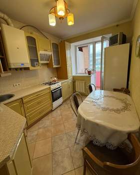 2-к квартира, вторичка, 55м2, 3/5 этаж