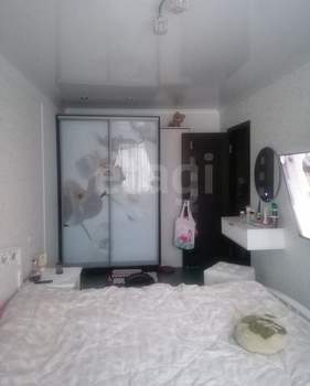 3-к квартира, вторичка, 57м2, 5/5 этаж