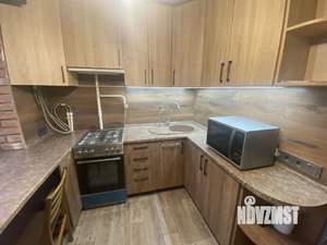 2-к квартира, вторичка, 42м2, 3/5 этаж