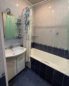 2-к квартира, вторичка, 55м2, 3/5 этаж