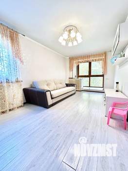 2-к квартира, вторичка, 44м2, 3/5 этаж