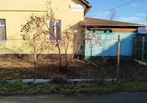 3-к квартира, вторичка, 57м2, 1/1 этаж