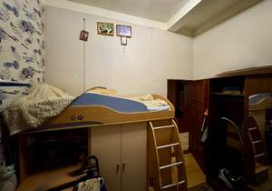 2-к квартира, вторичка, 42м2, 1/5 этаж