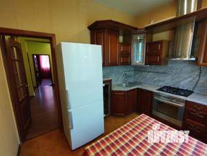 3-к квартира, вторичка, 72м2, 3/3 этаж