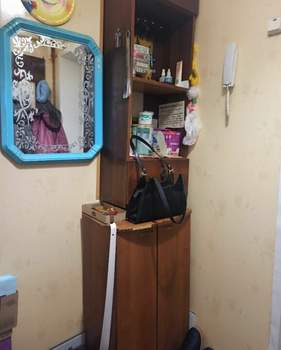 2-к квартира, вторичка, 38м2, 1/4 этаж