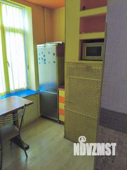 2-к квартира, вторичка, 67м2, 1/1 этаж