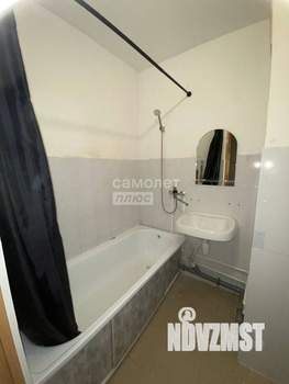 2-к квартира, вторичка, 63м2, 9/14 этаж