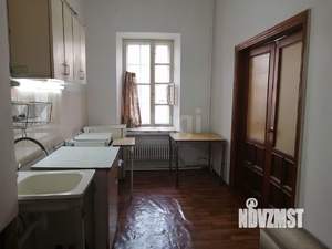 2-к квартира, вторичка, 58м2, 1/4 этаж