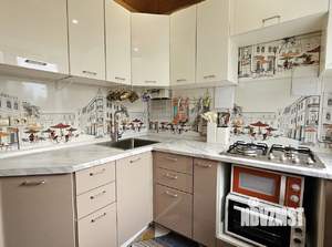 3-к квартира, вторичка, 58м2, 5/5 этаж