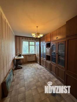 3-к квартира, вторичка, 58м2, 2/5 этаж