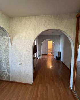3-к квартира, вторичка, 78м2, 4/10 этаж