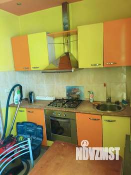 2-к квартира, вторичка, 67м2, 1/1 этаж