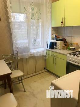 2-к квартира, вторичка, 43м2, 1/4 этаж