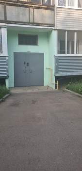 2-к квартира, вторичка, 54м2, 1/5 этаж