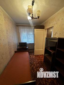 2-к квартира, вторичка, 42м2, 1/5 этаж