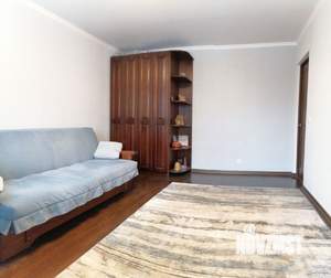 4-к квартира, вторичка, 80м2, 5/9 этаж