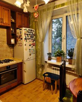 2-к квартира, вторичка, 57м2, 3/3 этаж