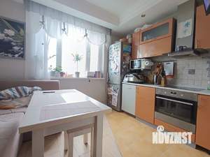 2-к квартира, вторичка, 60м2, 13/16 этаж