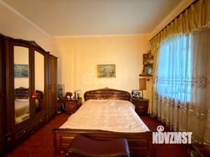 2-к квартира, вторичка, 72м2, 1/4 этаж