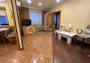 2-к квартира, вторичка, 42м2, 5/5 этаж