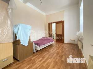 2-к квартира, вторичка, 58м2, 1/4 этаж