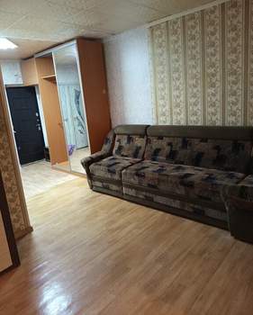 4-к квартира, вторичка, 63м2, 4/5 этаж