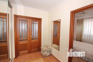 2-к квартира, вторичка, 42м2, 9/9 этаж