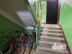 2-к квартира, вторичка, 42м2, 1/5 этаж