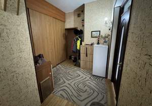 2-к квартира, вторичка, 60м2, 3/3 этаж