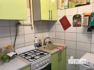 2-к квартира, вторичка, 43м2, 1/4 этаж